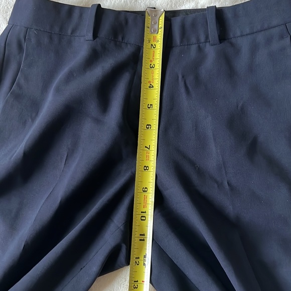 Theory classic crop pants, size 4, Navy - Picture 6 of 9